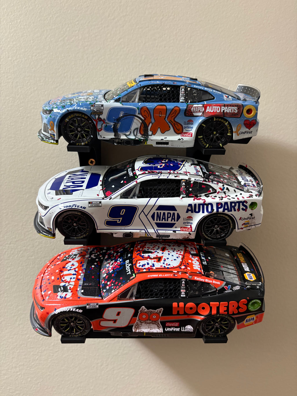 Wall Mounted Side Facing 1/24 NASCAR Diecast Stand/Display